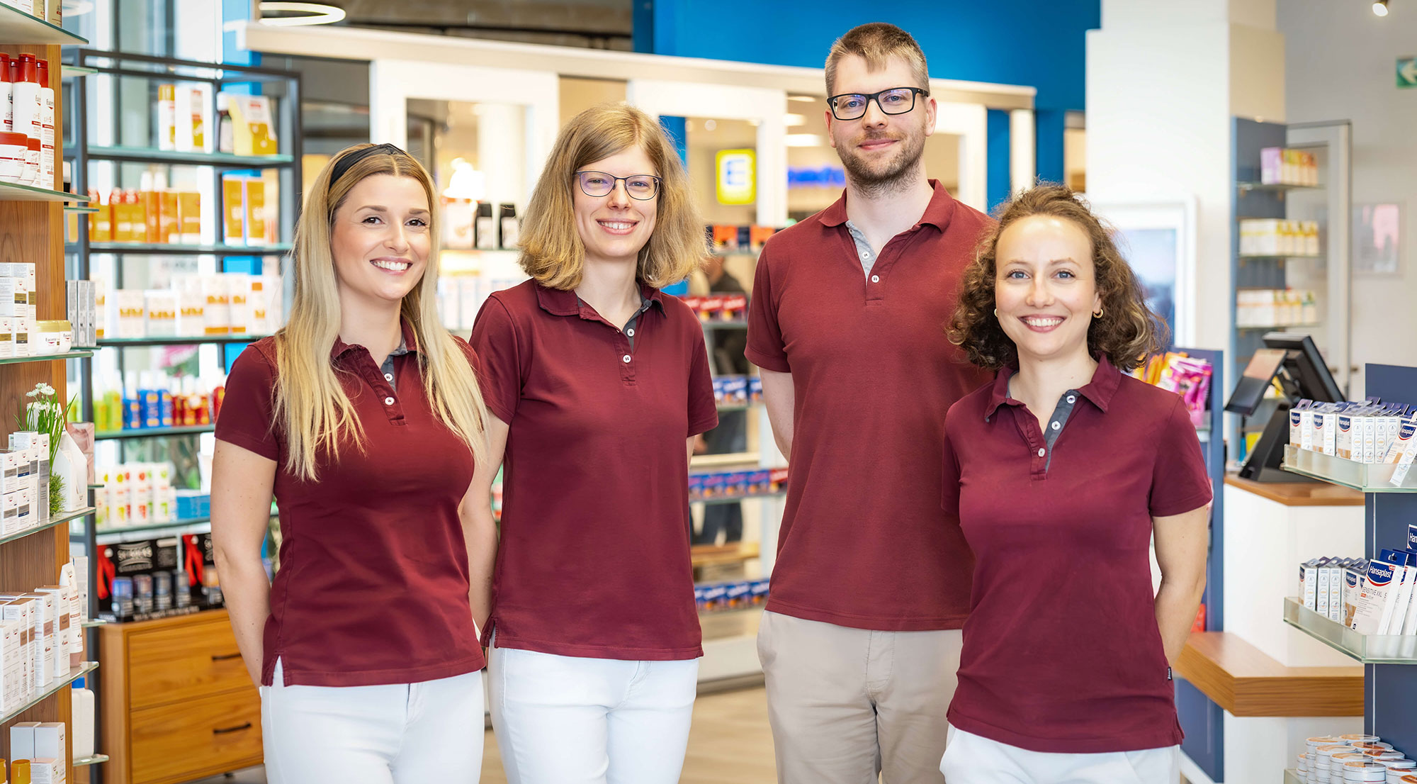 Das Team der Hansa-Apotheke Das Team der Hansa-Apotheke